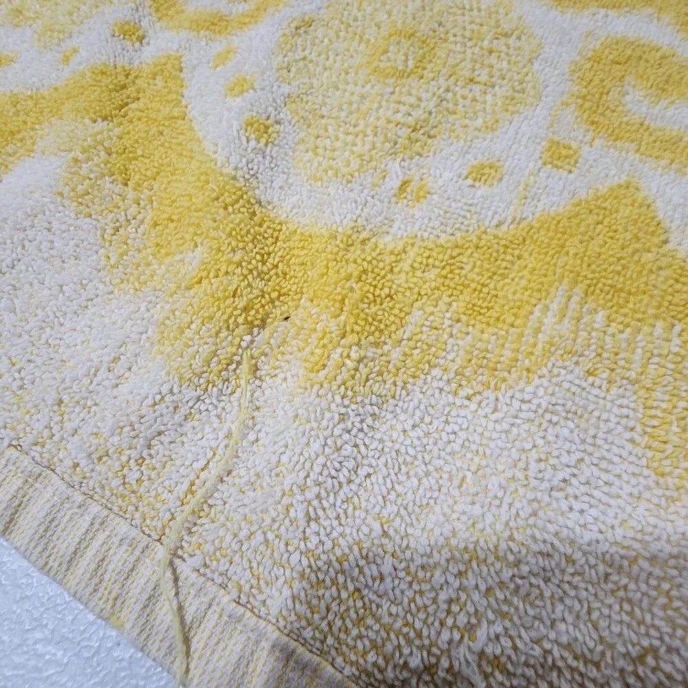 Vintage Yellow White Damask Floral Terry Cloth Bath Towel Retro Mid Century